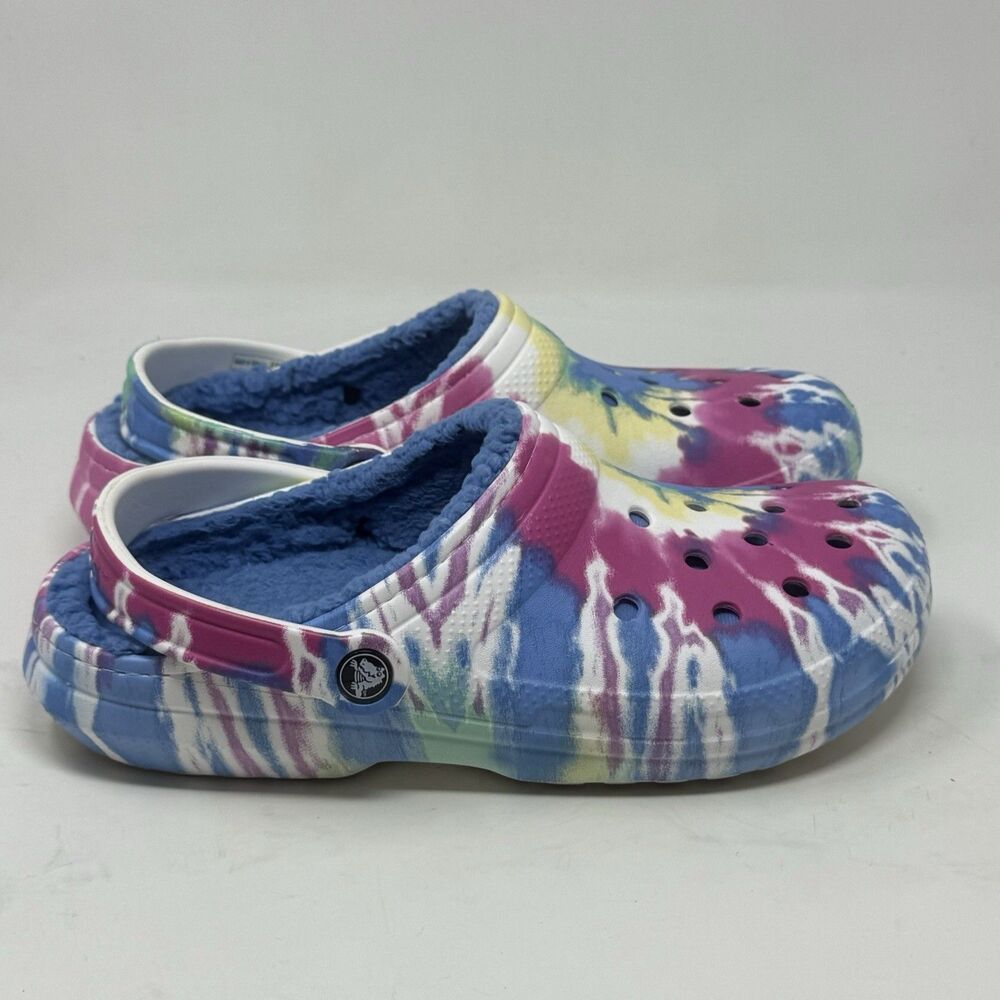 Crocs Classic Tie Dye Clogs Sandals Womens 10 Mens 8  Blue Pink Lined Comfort